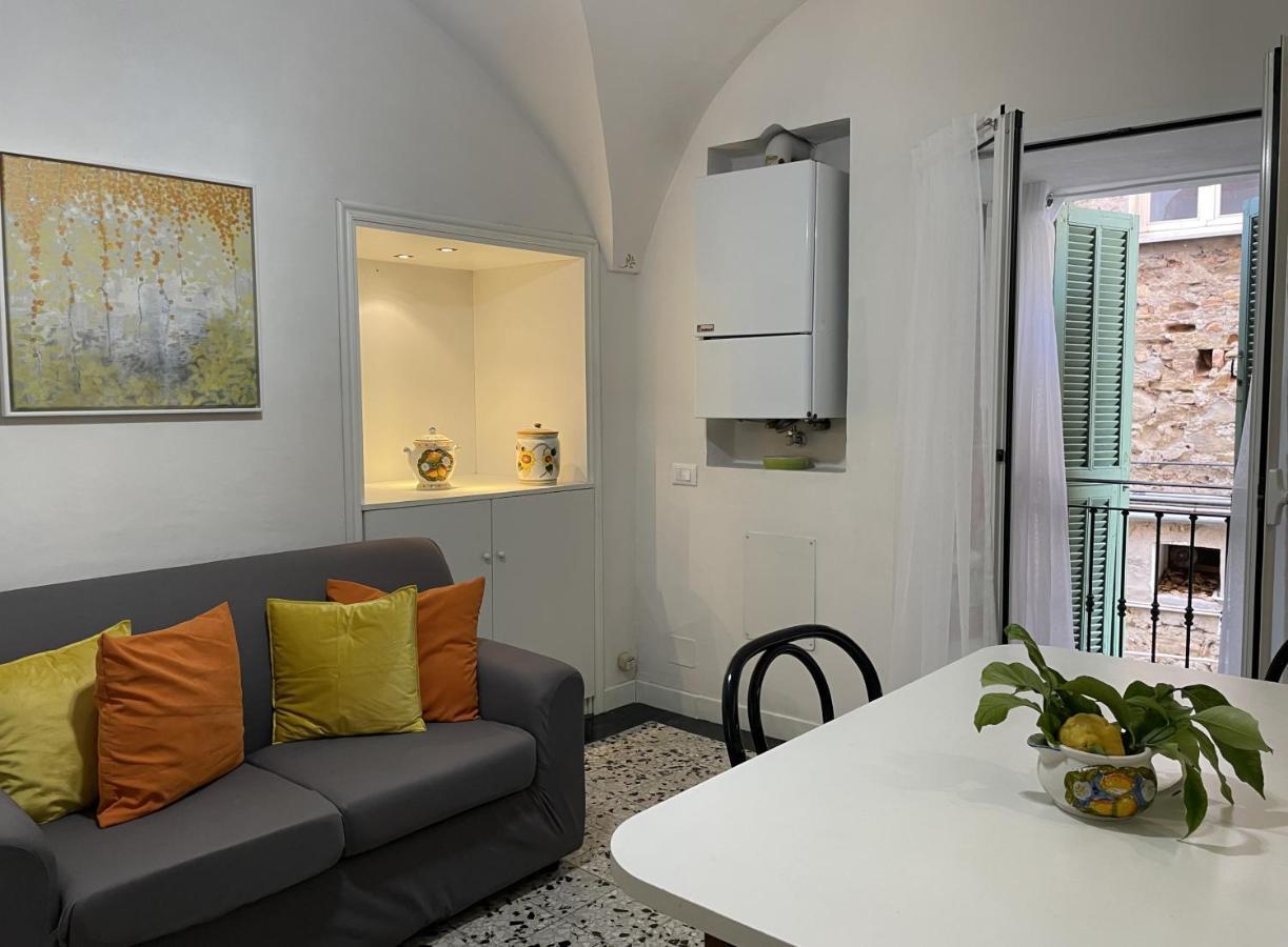 Old Town Lemon Charm Apartman Bordighera Kültér fotó